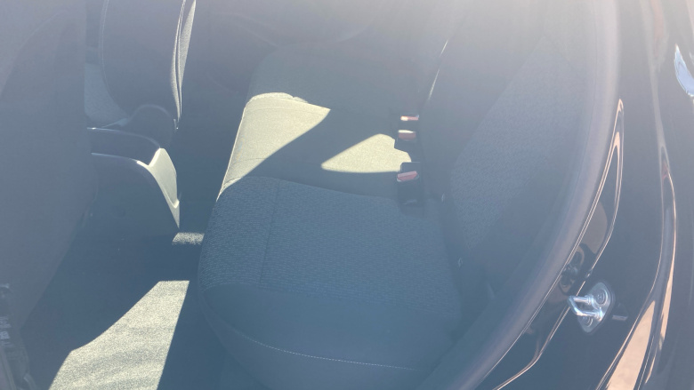 Vauxhall Crossland 1.2 Turbo Design 5dr Petrol Hatchback